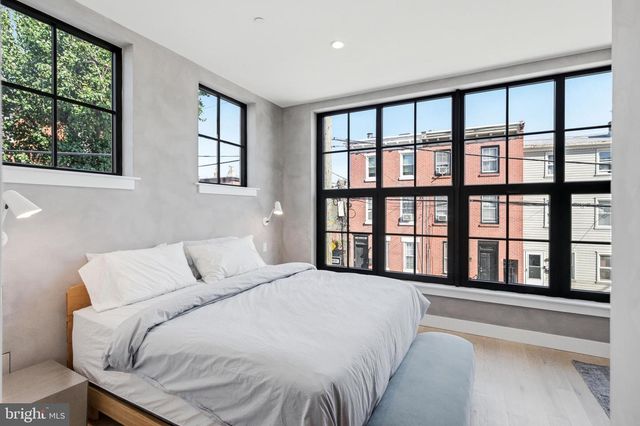 209 E WILDEY ST, Philadelphia, PA 19125