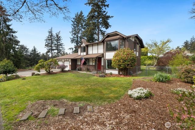 6423 76th Street Ct W, Lakewood, WA 98499