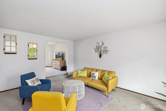 6423 76th Street Ct W, Lakewood, WA 98499