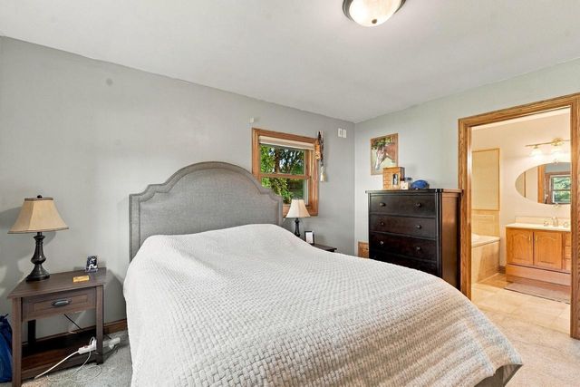N65W28506 Fairlane DRIVE, Hartland, WI 53029