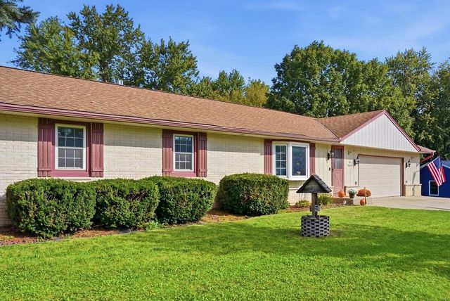 N65W28506 Fairlane DRIVE, Hartland, WI 53029