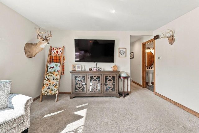 N65W28506 Fairlane DRIVE, Hartland, WI 53029