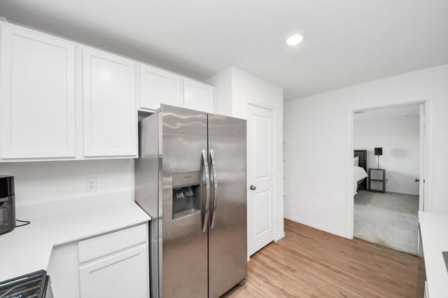 9206 Burnet Fields Drive, Baytown, TX 77521