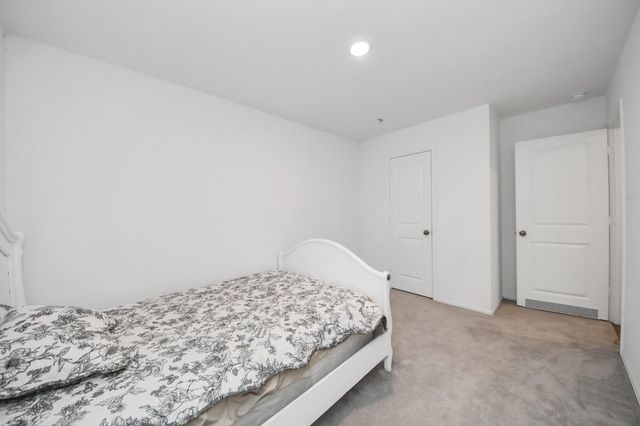 9206 Burnet Fields Drive, Baytown, TX 77521