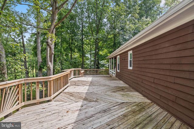 5844 ANTHONY DR, Woodbridge, VA 22193