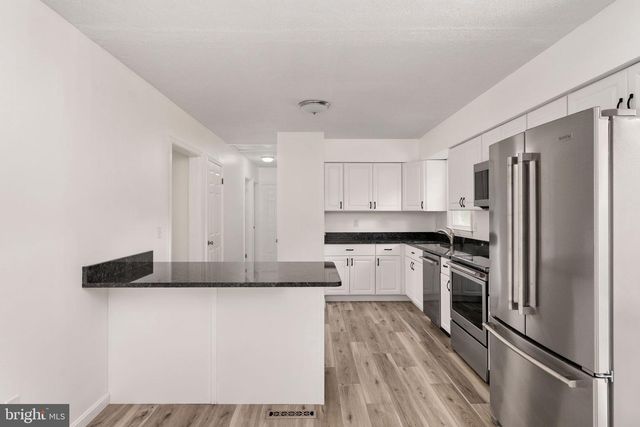 5844 ANTHONY DR, Woodbridge, VA 22193