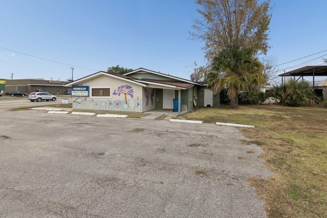 510 College Avenue, South Houston, TX 77587