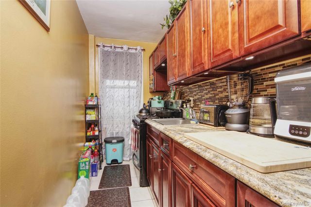 78 Gibson Boulevard 1B, Valley Stream, NY 11581