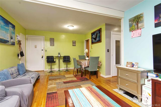 78 Gibson Boulevard 1B, Valley Stream, NY 11581