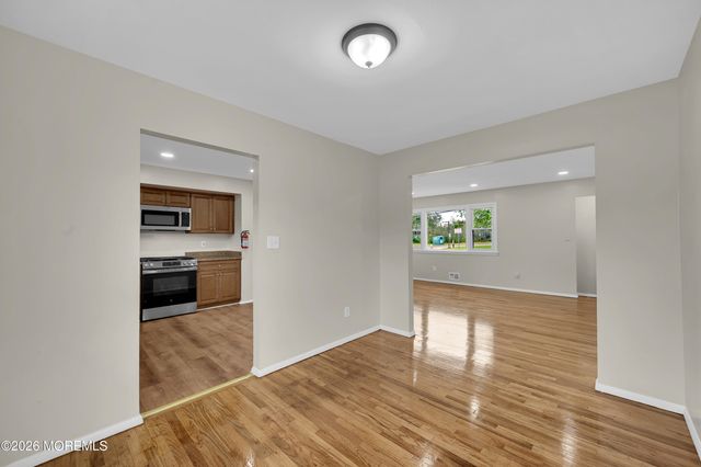 59 Walnut Street, Toms River, NJ 08753