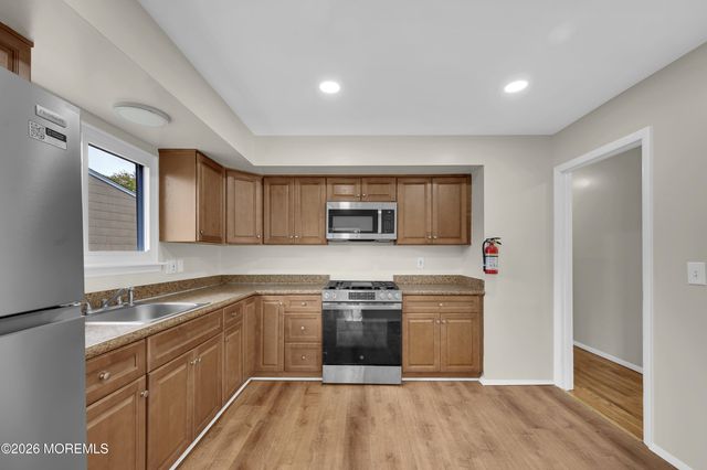 59 Walnut Street, Toms River, NJ 08753