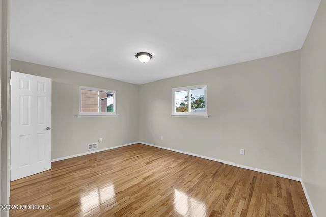 59 Walnut Street, Toms River, NJ 08753