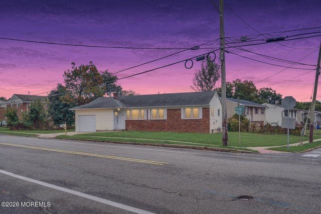 59 Walnut Street, Toms River, NJ 08753