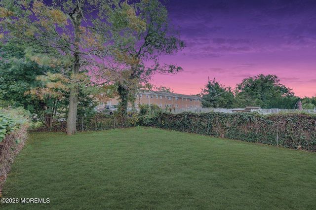 59 Walnut Street, Toms River, NJ 08753