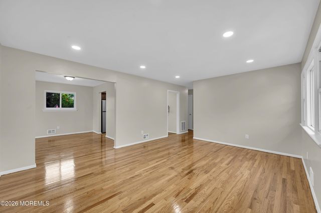59 Walnut Street, Toms River, NJ 08753