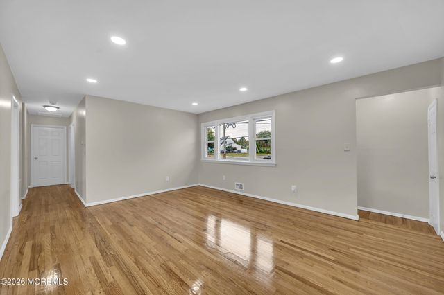 59 Walnut Street, Toms River, NJ 08753