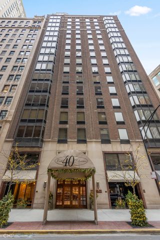 40 E Delaware Place 1204, Chicago, IL 60611