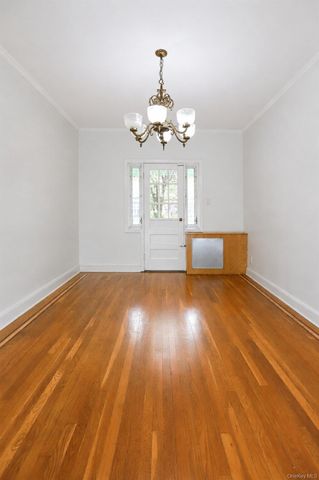 132-41 60th Avenue, Flushing, NY 11355
