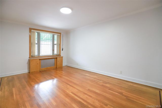 132-41 60th Avenue, Flushing, NY 11355