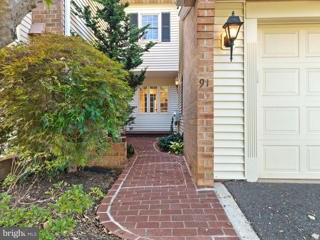 91 SUTPHIN PNES WAY, YARDLEY, PA 19067 — photo 2