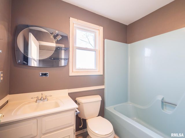 2216 CORDOVA Court, Pekin, IL 61554