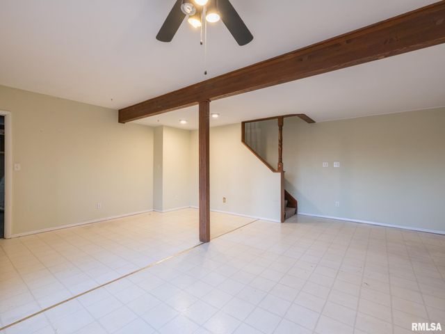 2216 CORDOVA Court, Pekin, IL 61554