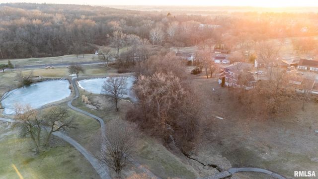 2216 CORDOVA Court, Pekin, IL 61554