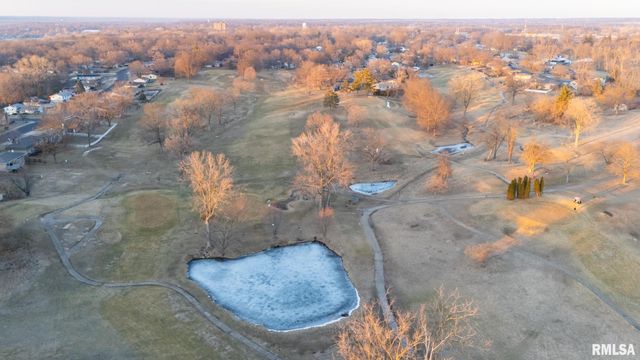 2216 CORDOVA Court, Pekin, IL 61554