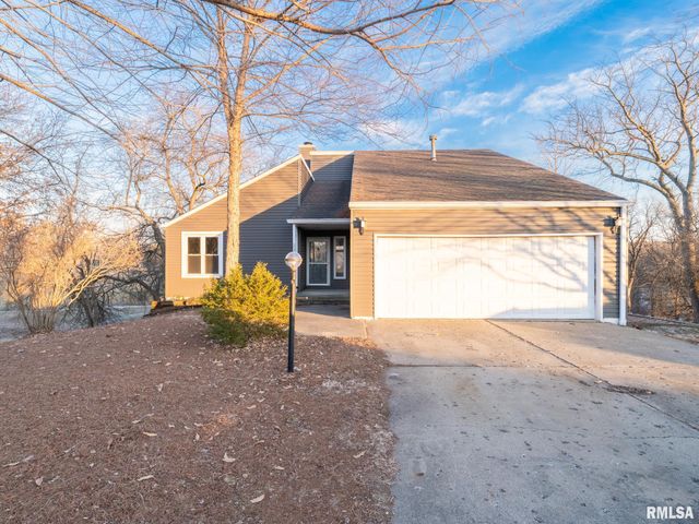 2216 CORDOVA Court, Pekin, IL 61554