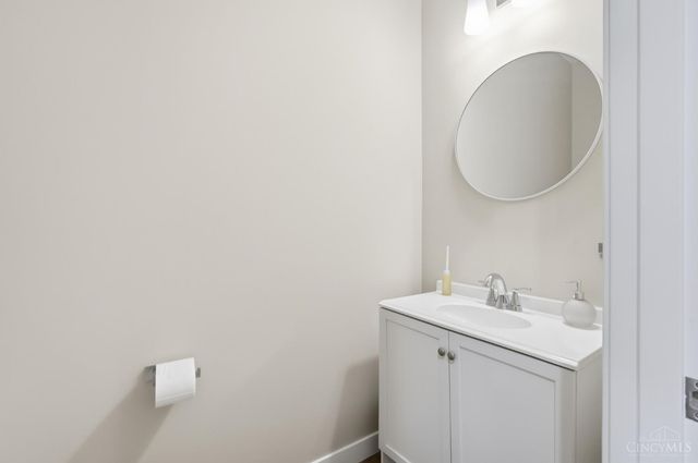 7334 Iuka Avenue, Madeira, OH 45243