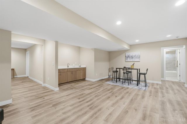7334 Iuka Avenue, Madeira, OH 45243
