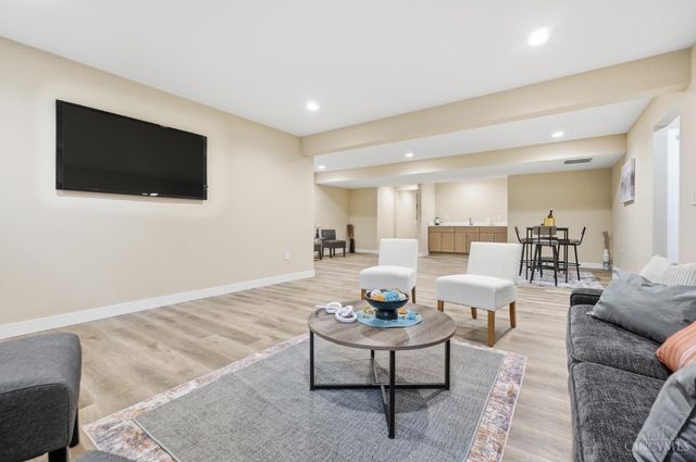 7334 Iuka Avenue, Madeira, OH 45243