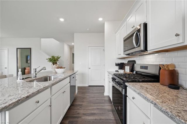 113 Gallop WAY, Yorktown, VA 23690