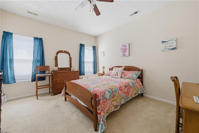 863 Little Bay Ave Apt 2, Norfolk, VA 23503