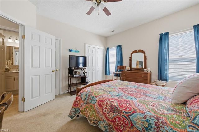 863 Little Bay Ave Apt 2, Norfolk, VA 23503