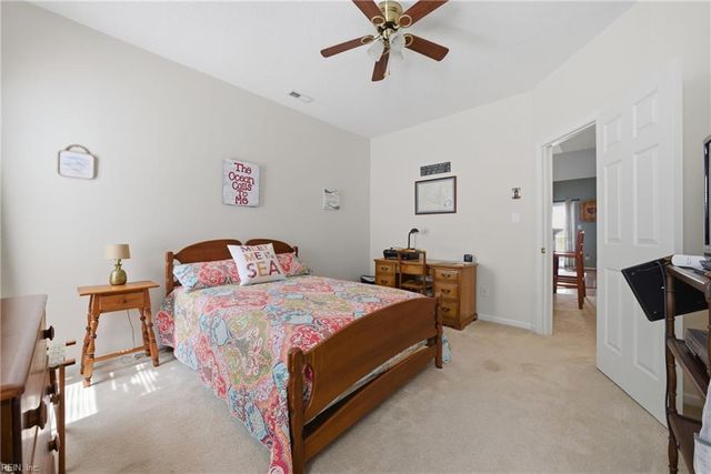 863 Little Bay Ave Apt 2, Norfolk, VA 23503