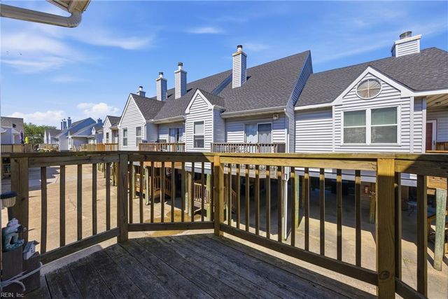 863 Little Bay Ave Apt 2, Norfolk, VA 23503