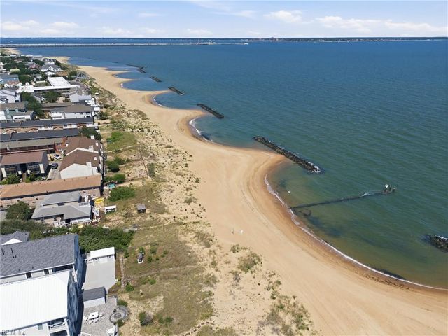 863 Little Bay Ave Apt 2, Norfolk, VA 23503