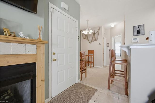 863 Little Bay Ave Apt 2, Norfolk, VA 23503