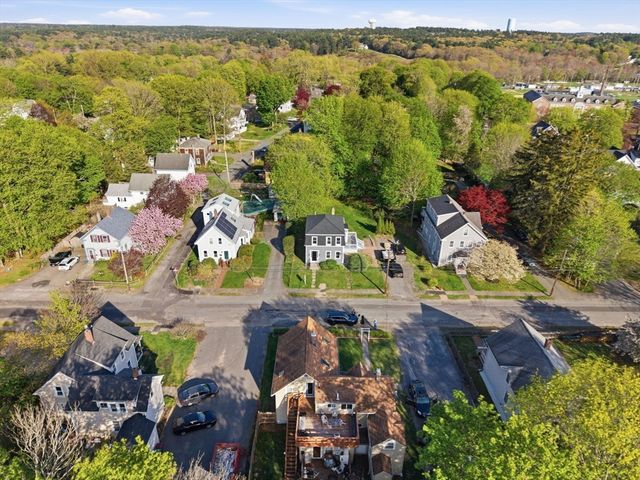 7 Myrtle St, Middleboro, MA 02346