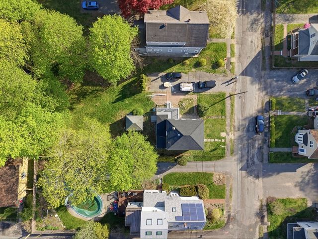 7 Myrtle St, Middleboro, MA 02346
