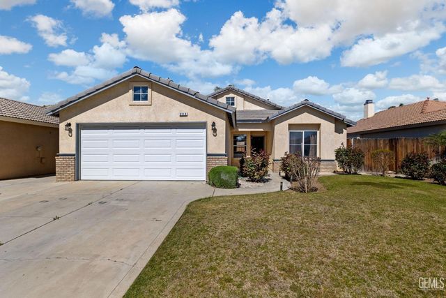 9116 Chattaroy Street, Bakersfield, CA 93312