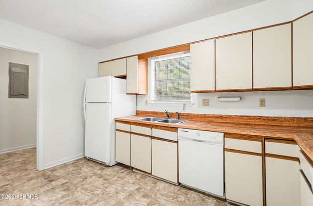 104 Island Pines Drive, Port Royal, SC 29935