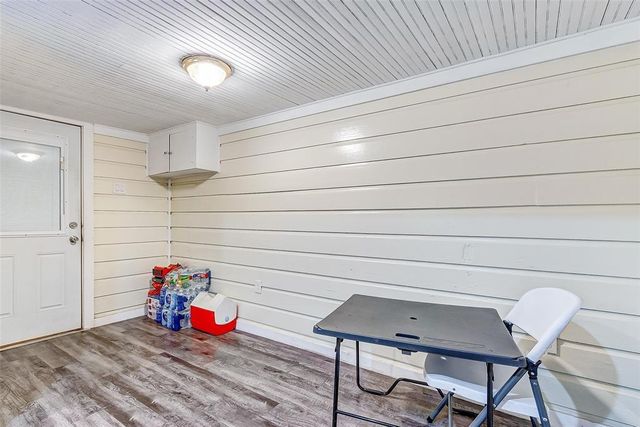 913 Maple Avenue, Pasadena, TX 77506