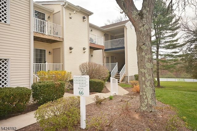 50 Potomac Dr, Bernards Twp., NJ 07920