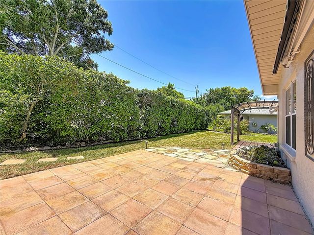 2632 CAMILLE DRIVE, Palm Harbor, FL 34684
