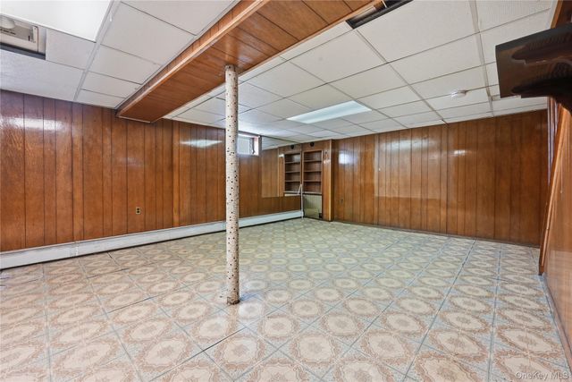 59 Central Avenue, Westbury, NY 11590