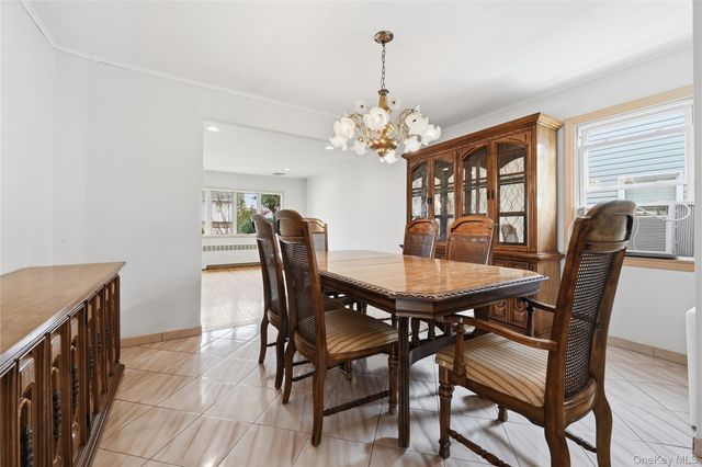 59 Central Avenue, Westbury, NY 11590