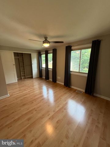 9425 GENTLE CIRCLE, Gaithersburg, MD 20886