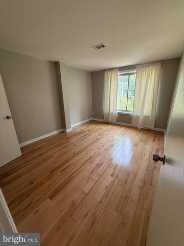 9425 GENTLE CIRCLE, Gaithersburg, MD 20886
